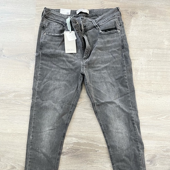 Zara grey women’s skinny jeans